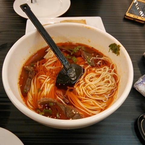牛肉拉面