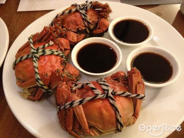 锦江汤臣洲际大酒店中庭