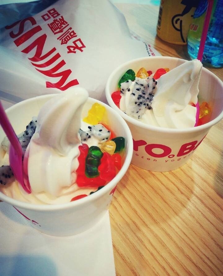 YOBA酸奶冰淇淋