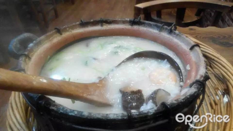 潮膳鲜潮汕海鲜砂锅粥