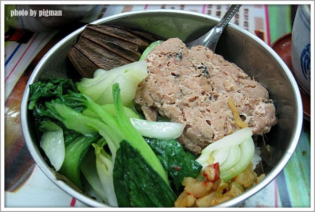 招牌大德肉饼饭