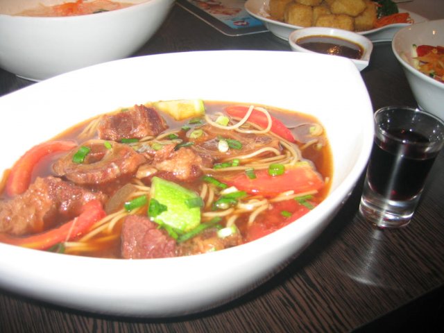 红酒牛肉日式拉面