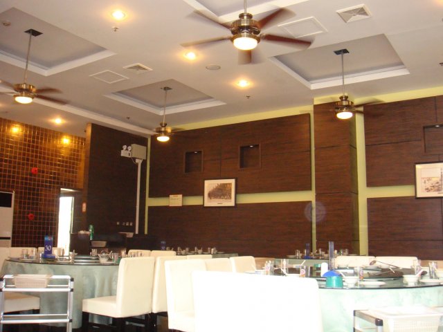 大圆桌