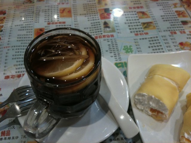 芒果班戟，姜汁柠檬可乐