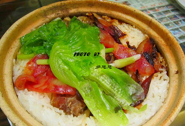腊味煲仔饭