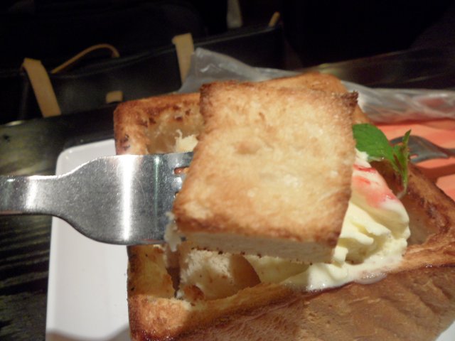 厚多里面d面包粒· 大小刚好!