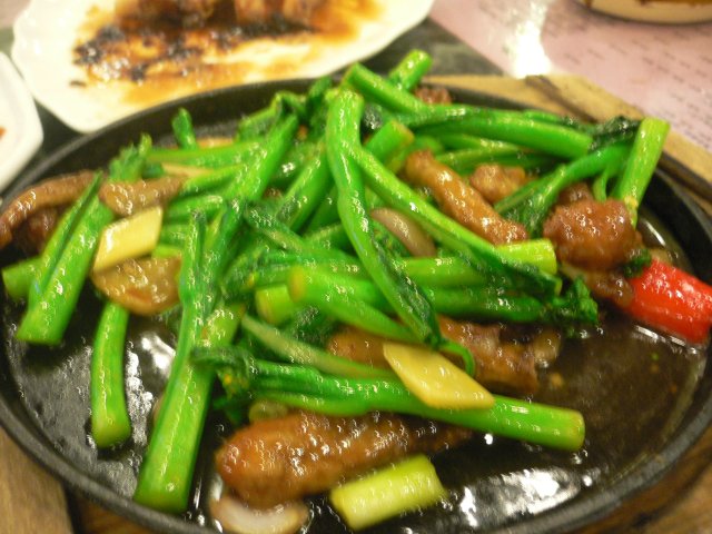 镶鸡髀菇炒菜心