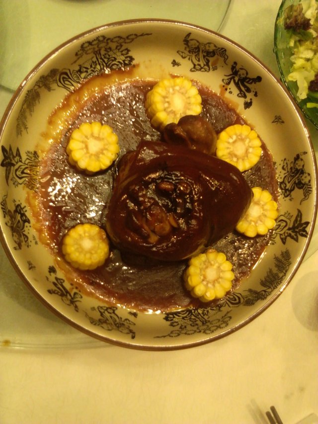 梅菜扣圆蹄