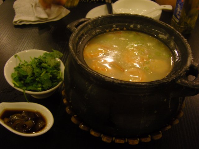 潮式干鱿鱼鲜虾干贝粥