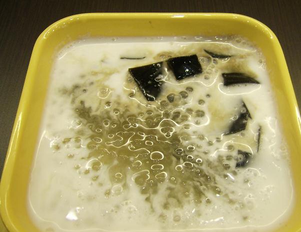 椰汁西米露凉粉