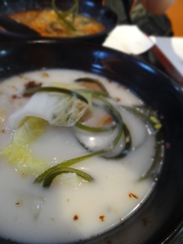 豚骨汤底