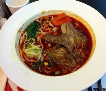 金牌私房麻辣牛肉面