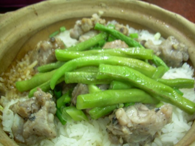 排骨煲仔饭