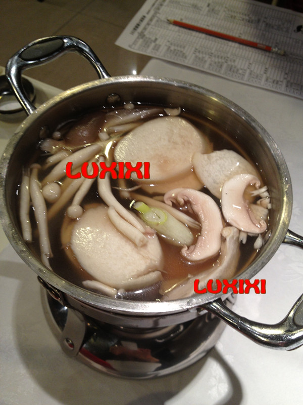 菌汤锅