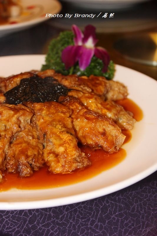 法海蒲团：腐皮很有嚼头，里面的馅料很饱满！居然在差不多最后的时候菜才吃，有点小饱！