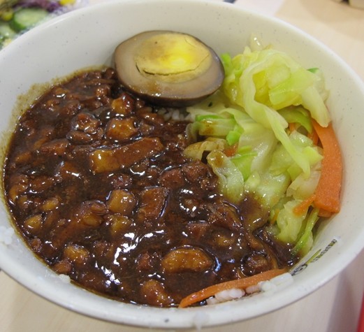 金牌卤肉饭
