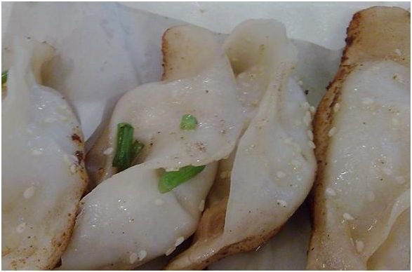 鲜肉锅贴