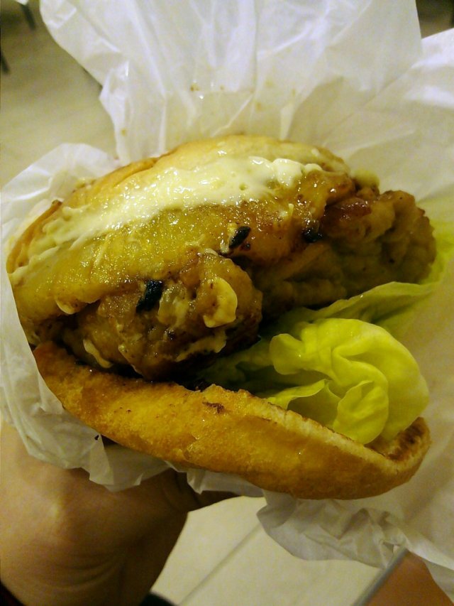 菠萝鸡腿堡