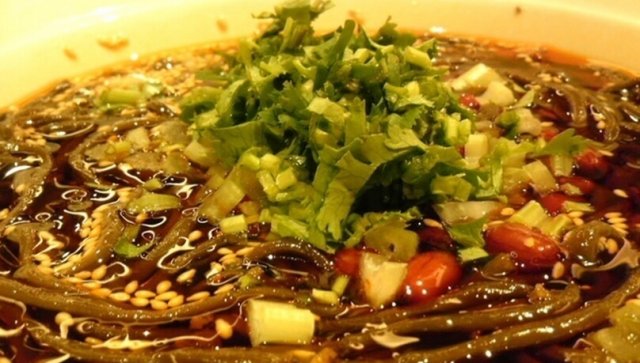 酸辣蕨根粉