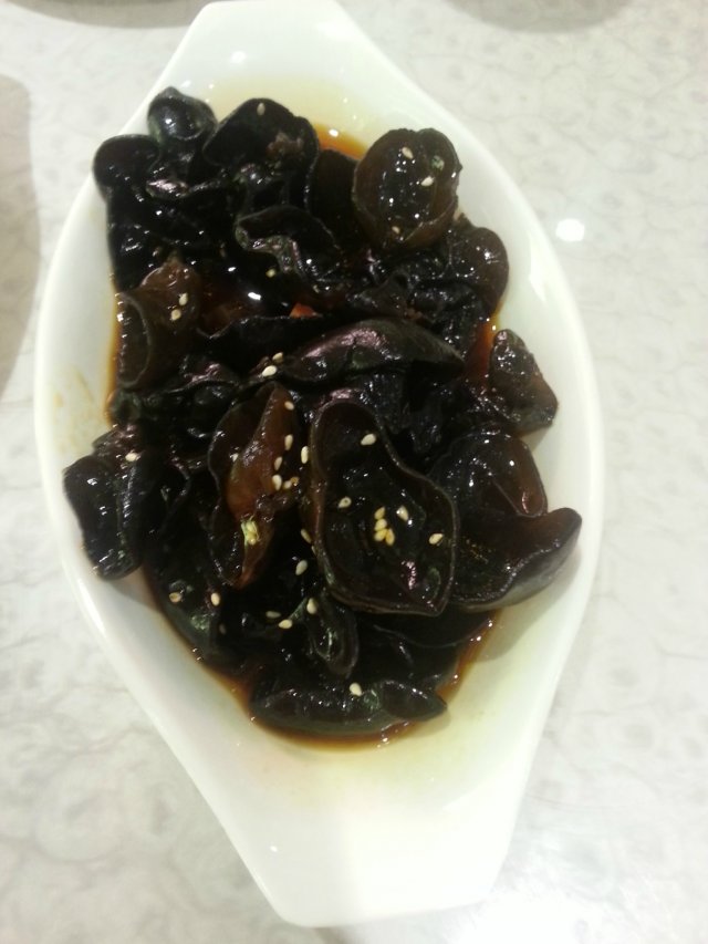 关东小木耳