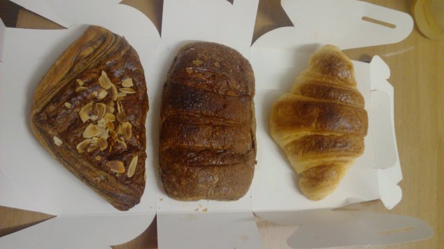 (缇奥)三款的面包