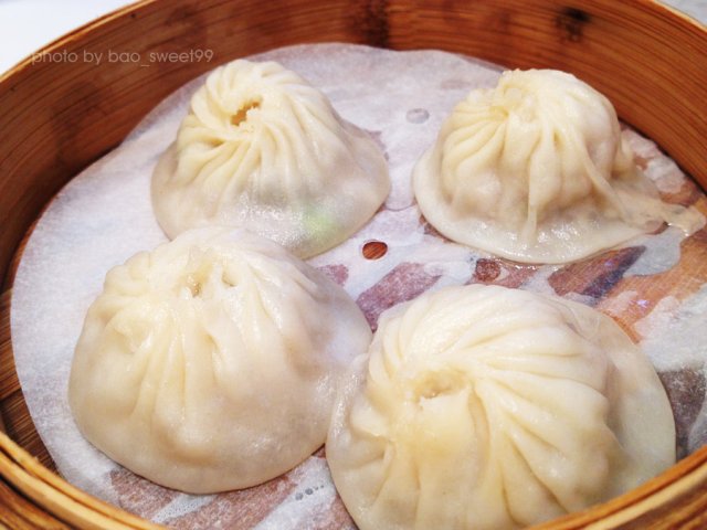 灌汤小笼包