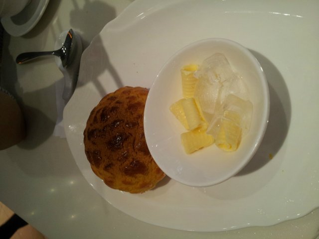 菠萝油
