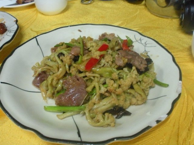 菜花干炒猪俐