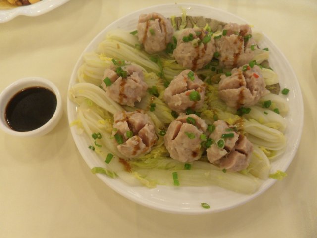荷香蒸手打肉丸