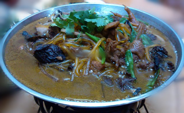 小鸡炖粉条