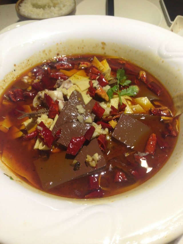 毛血旺