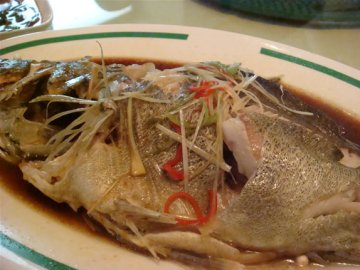清整鲈鱼