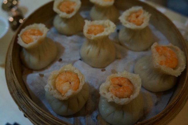 招牌虾仁鲜肉烧卖