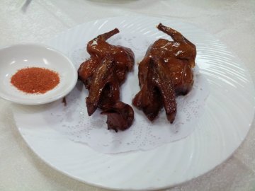 烤乳鸽