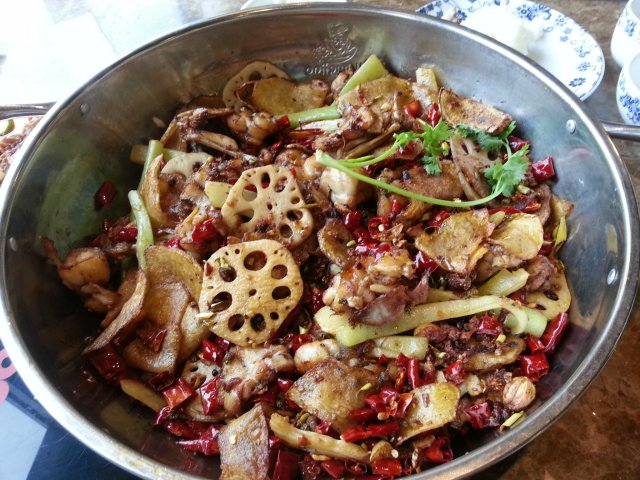 干锅牛蛙