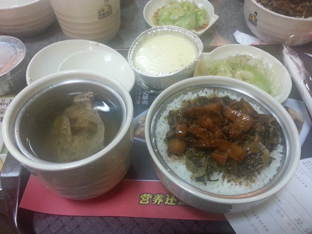 酸菜腩肉套餐