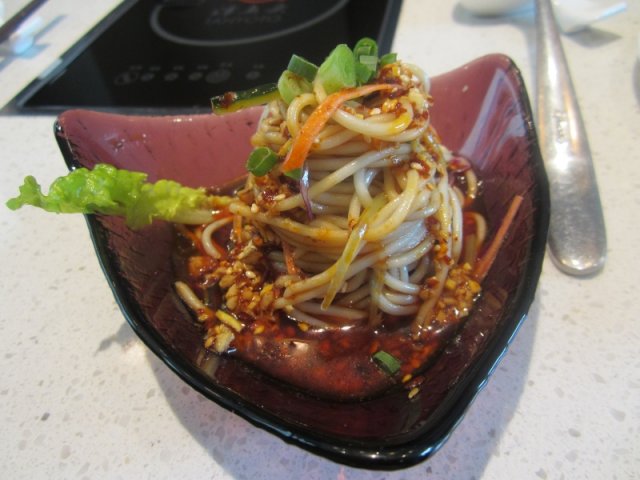 炫彩凉面