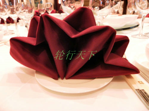 摆得好靓的餐巾