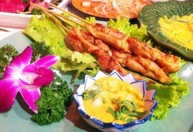 鸡肉沙爹