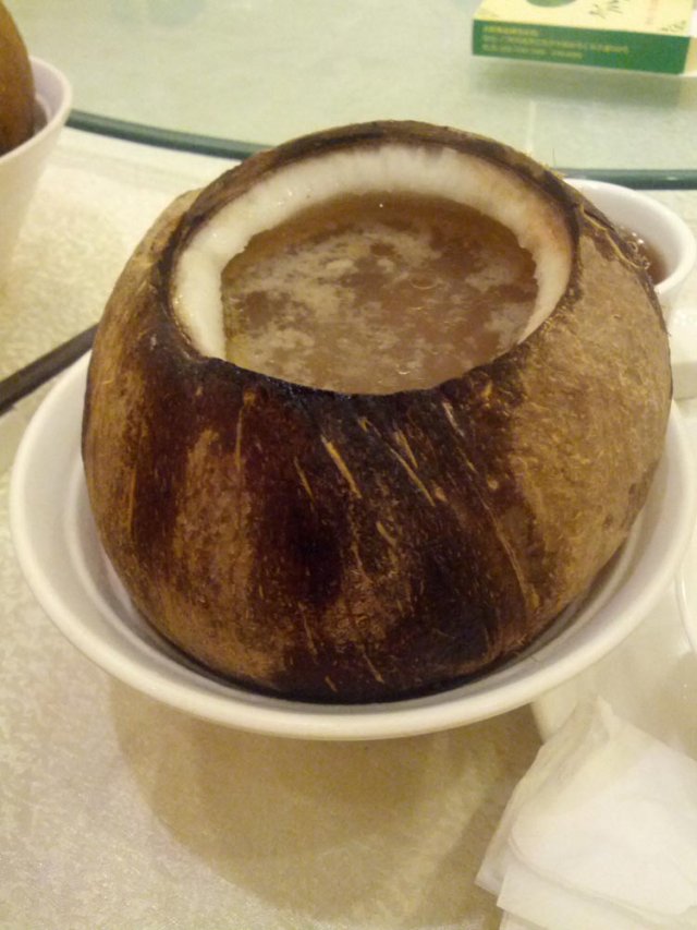 椰子炖鸡