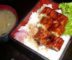 鳗鱼饭