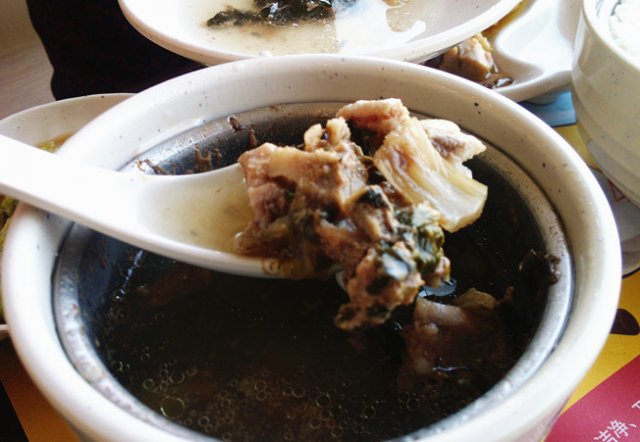 南北杏菜干猪骨汤