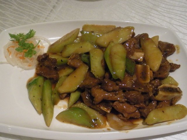 芥蓝黑椒牛仔骨