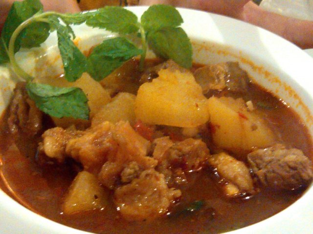 土豆炖牛腩