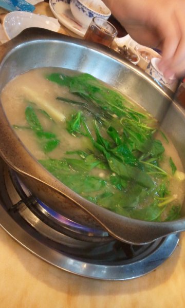 新招鲜本地鸡窝 