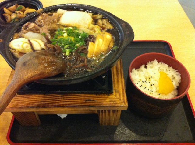 肥牛豆腐锅