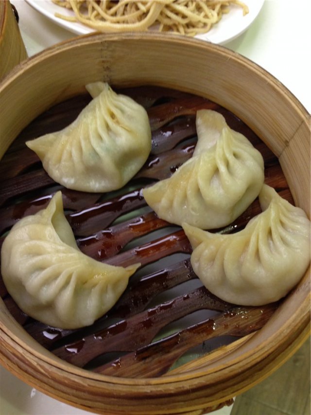 小笼蒸饺