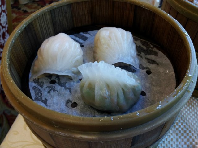 泮溪鲜虾饺拼青芥贡菜饺