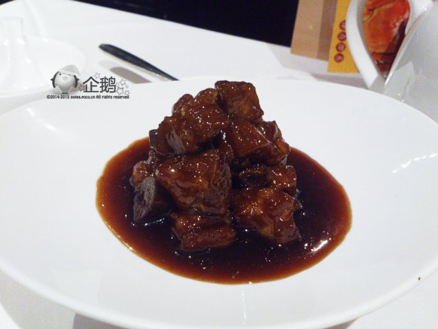 糖醋排骨，典型的江南菜，糖和醋调配得恰到好处，排骨也很入味，赞。