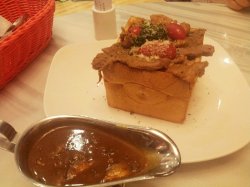 咖喱牛肉吐司